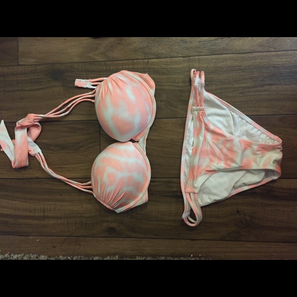 Adorable suit!